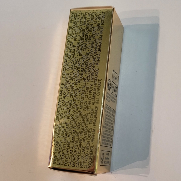 Yves Saint Laurent Rouge Volupté Shine Oil-In-Stick Lip Color Nude Lingerie - Picture 4 of 8